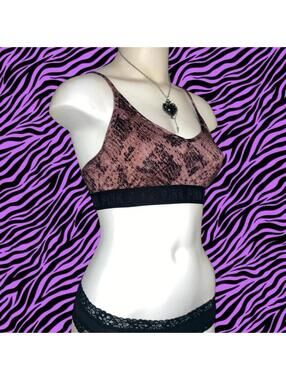 Victoria's Secret PINK Ultimste black and pink snakeskin